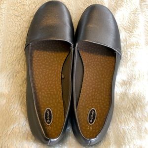 DR. SCHOLLS Metallic slip on no-slip comfy shoes